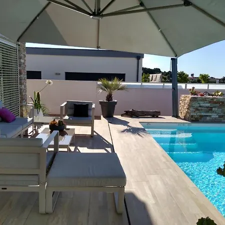 Rue Du Bac D Hotes Adultes Only 4*